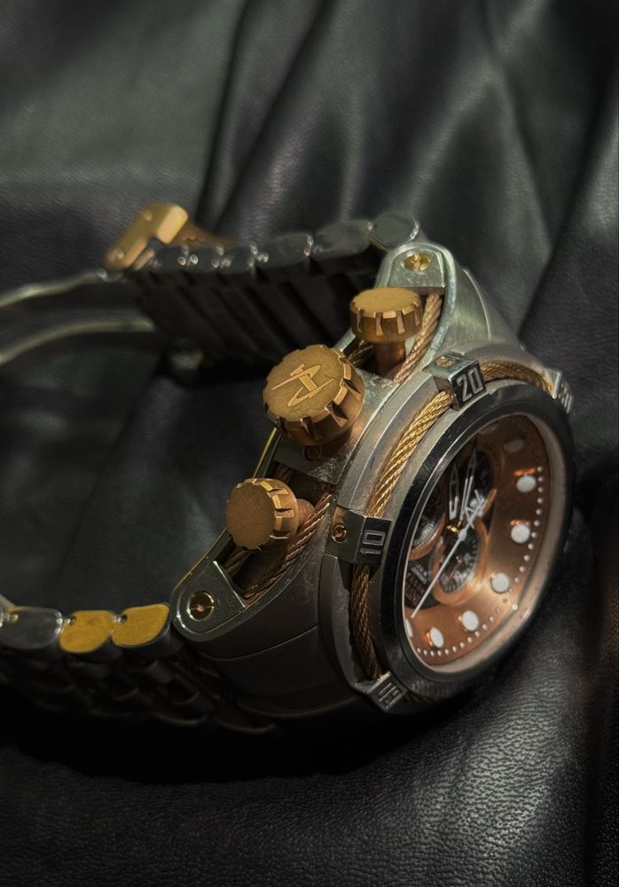 Часы Invicta Bolt Zeus