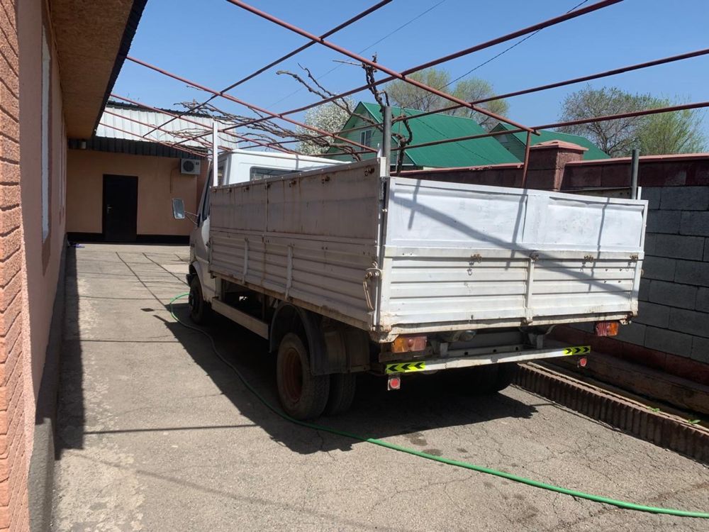 Продам Мерседес Бенз Т1 407D