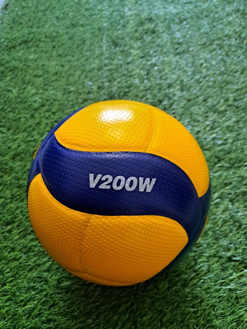 Мяч волейбольный Mikasa V200W