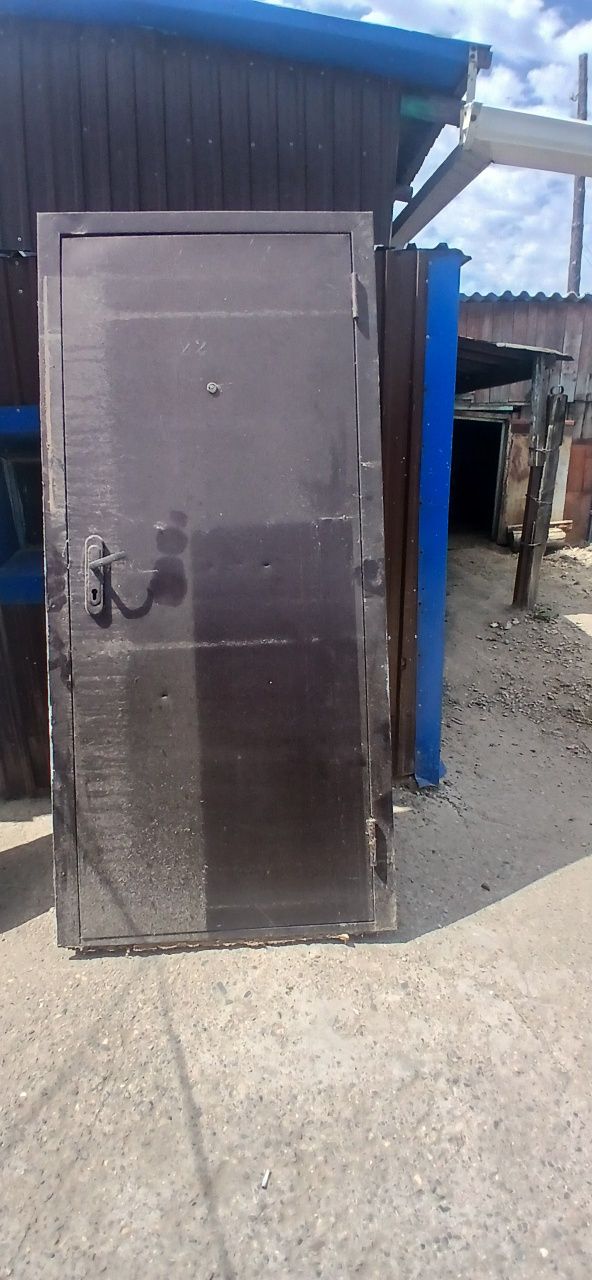 Продам входные двери