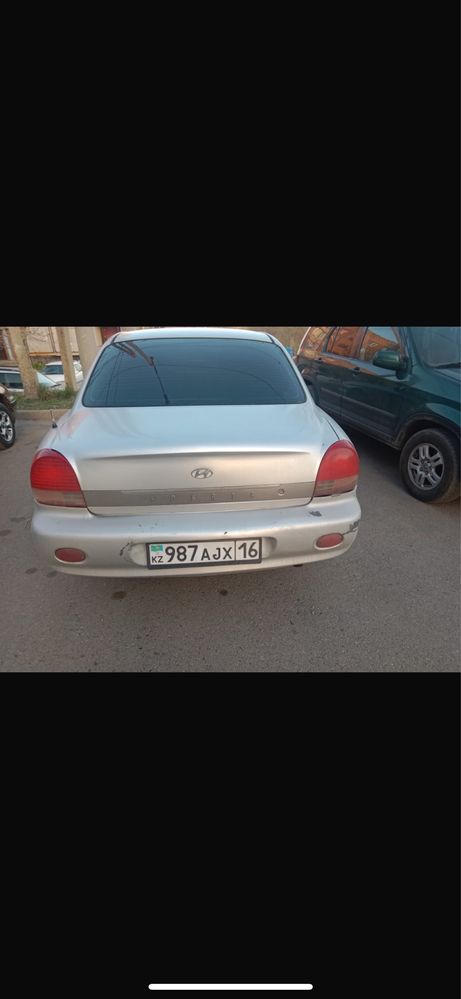 Hyundai Sonata 2001