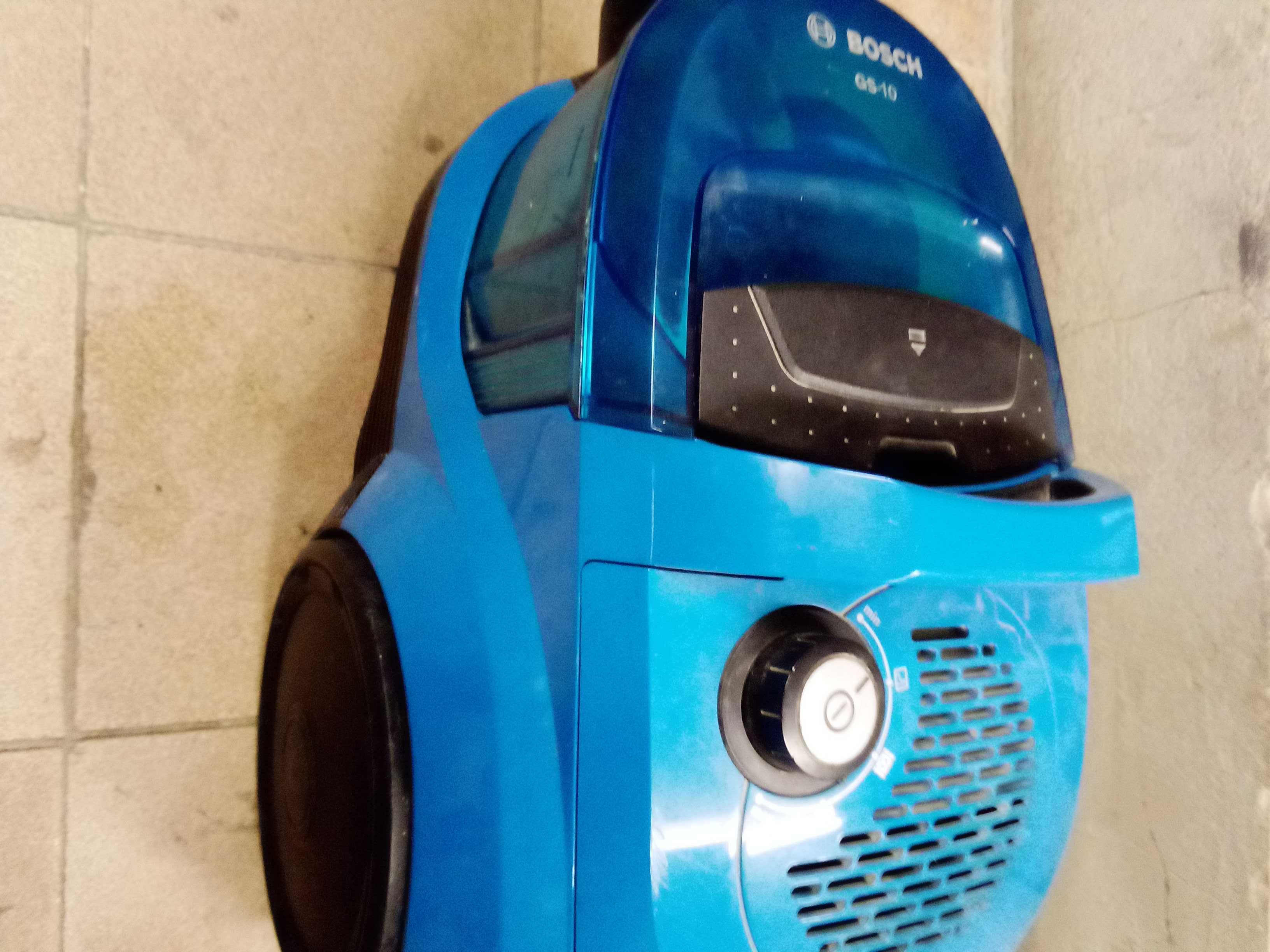 Продам ! Bosch BGC1U1550