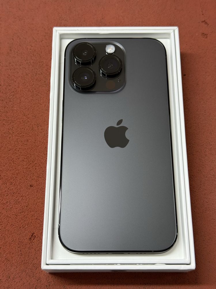 Продам Apple iPhone 14 Pro 256 Space Black!