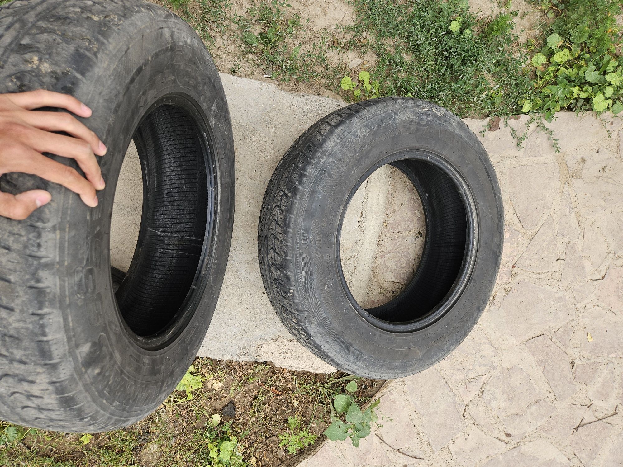 Шины  215/70 R16