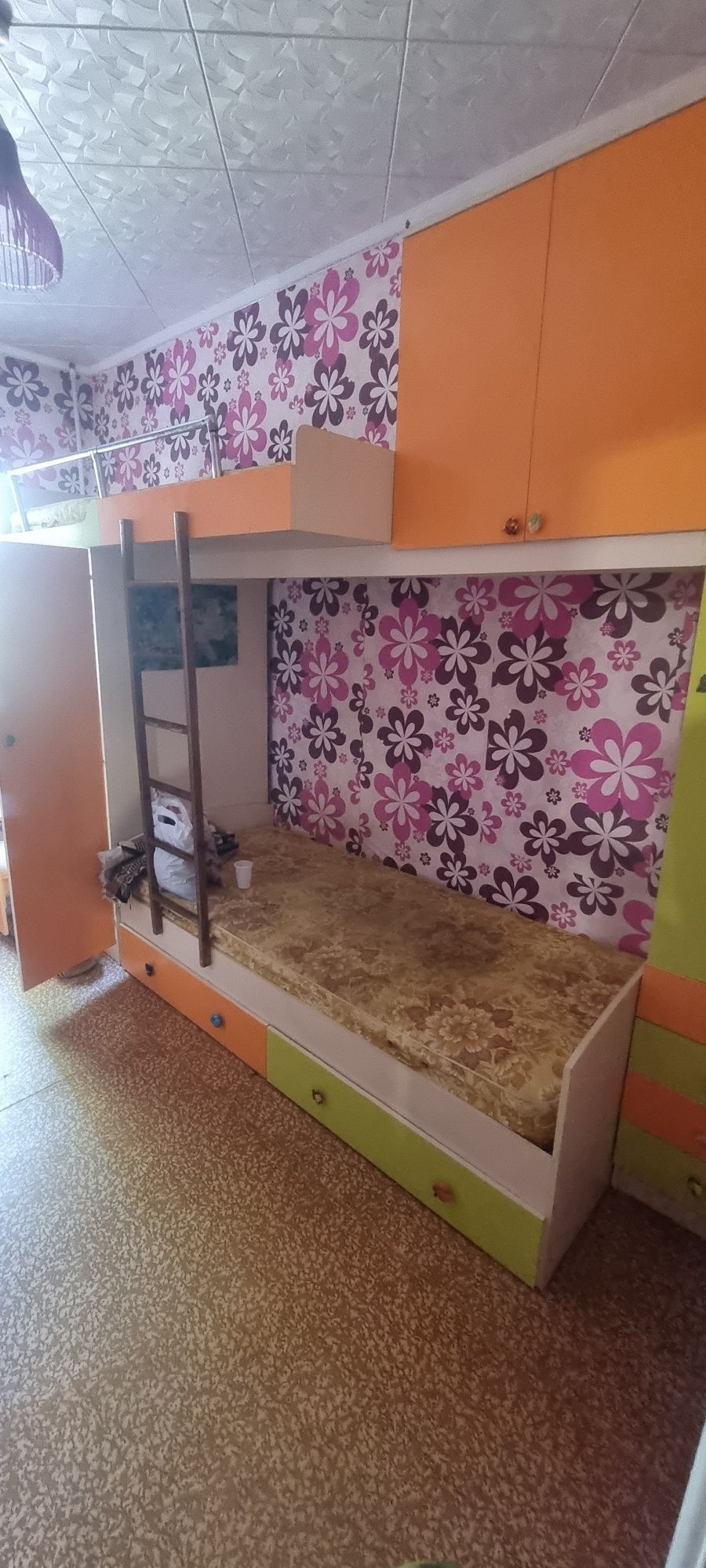 Продам детский кровать в хорошем состоянии