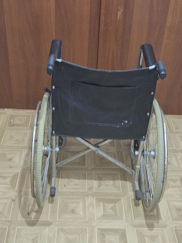 Инвалидная коляска комнатная