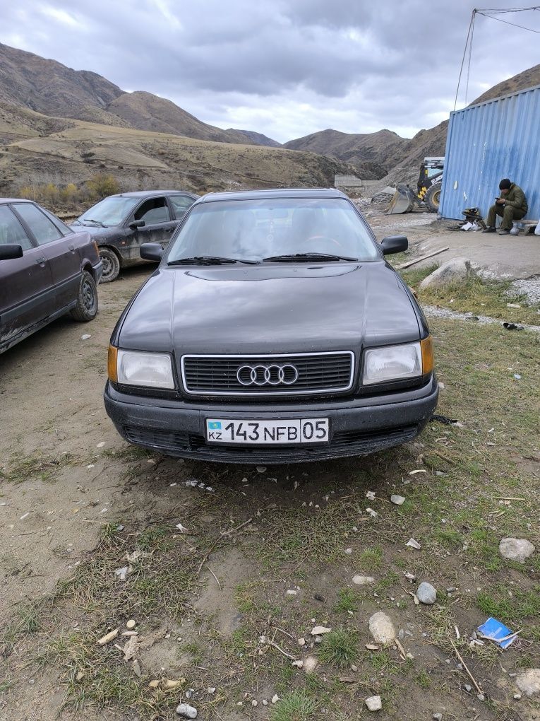 Продам Ауди 100 с4