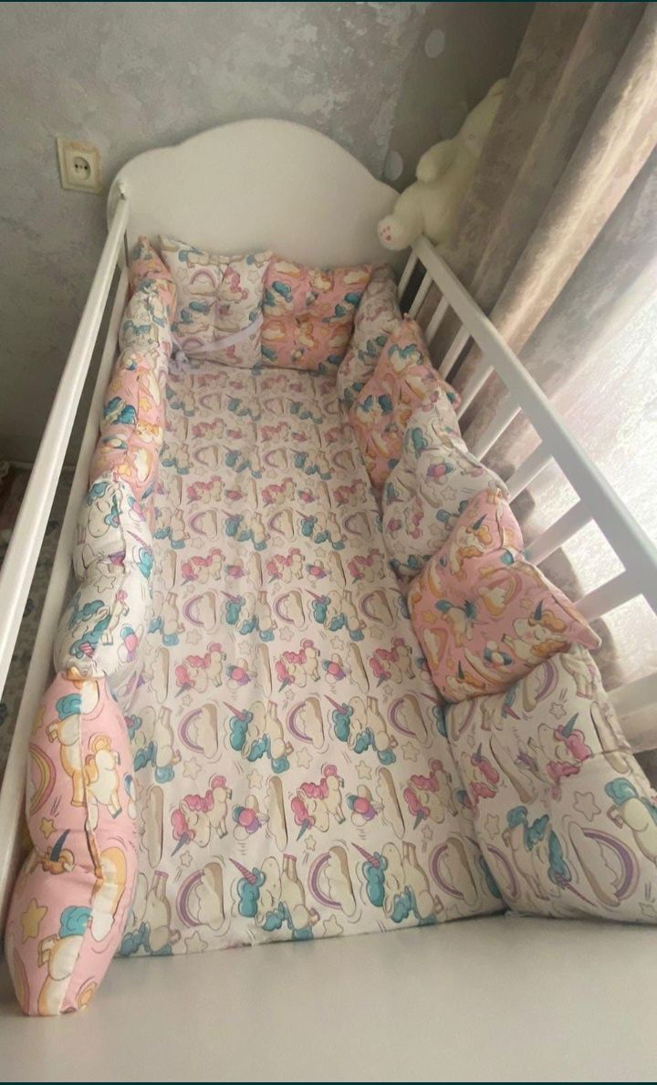 ПРОДАЕТСЯ детская кроватка