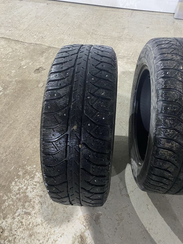 Продам шины Bridgestone 205/60 R16 96 T