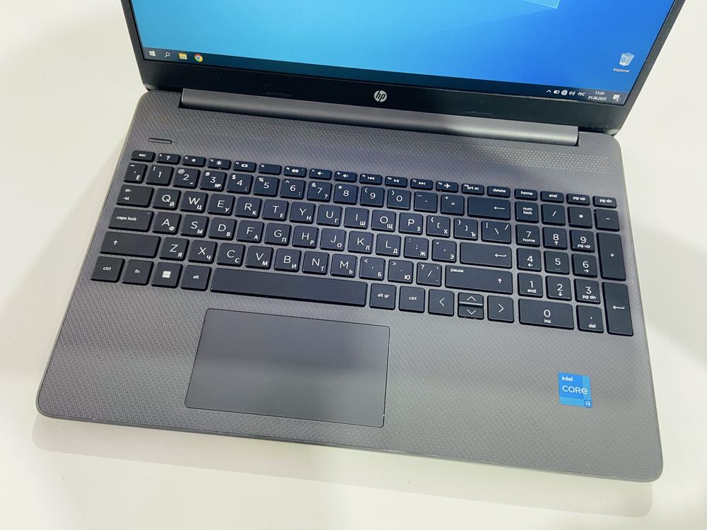 Рассрочка! HP Laptop 15 - Core i3-1215U/8Gb/SSD 250Gb/UHD Graphics