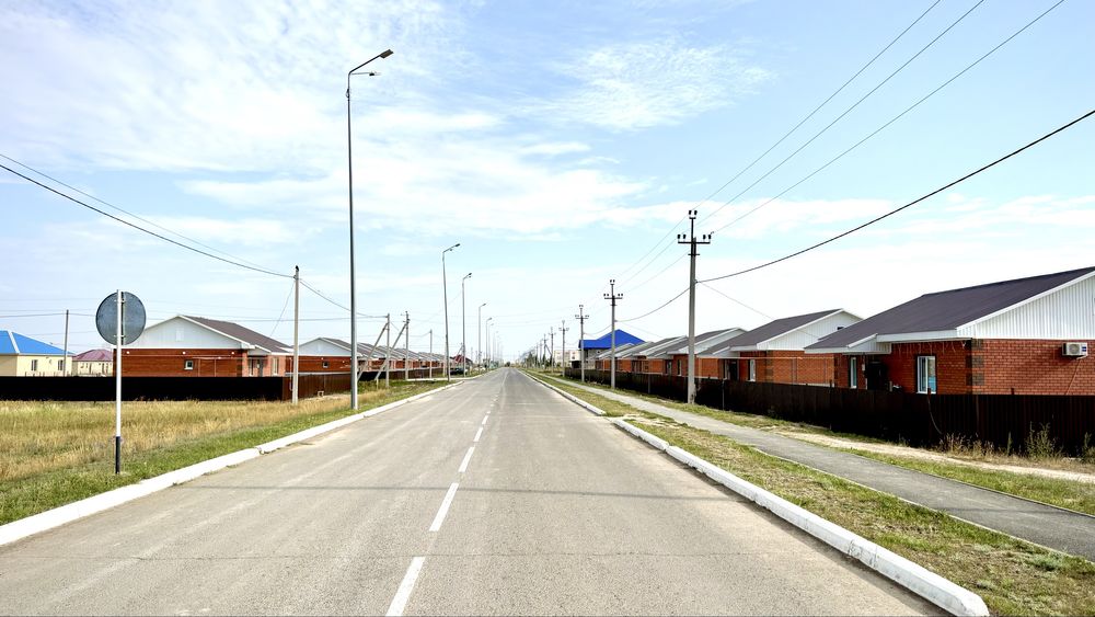 Продам новый  дом кирпичный в  город Аксай