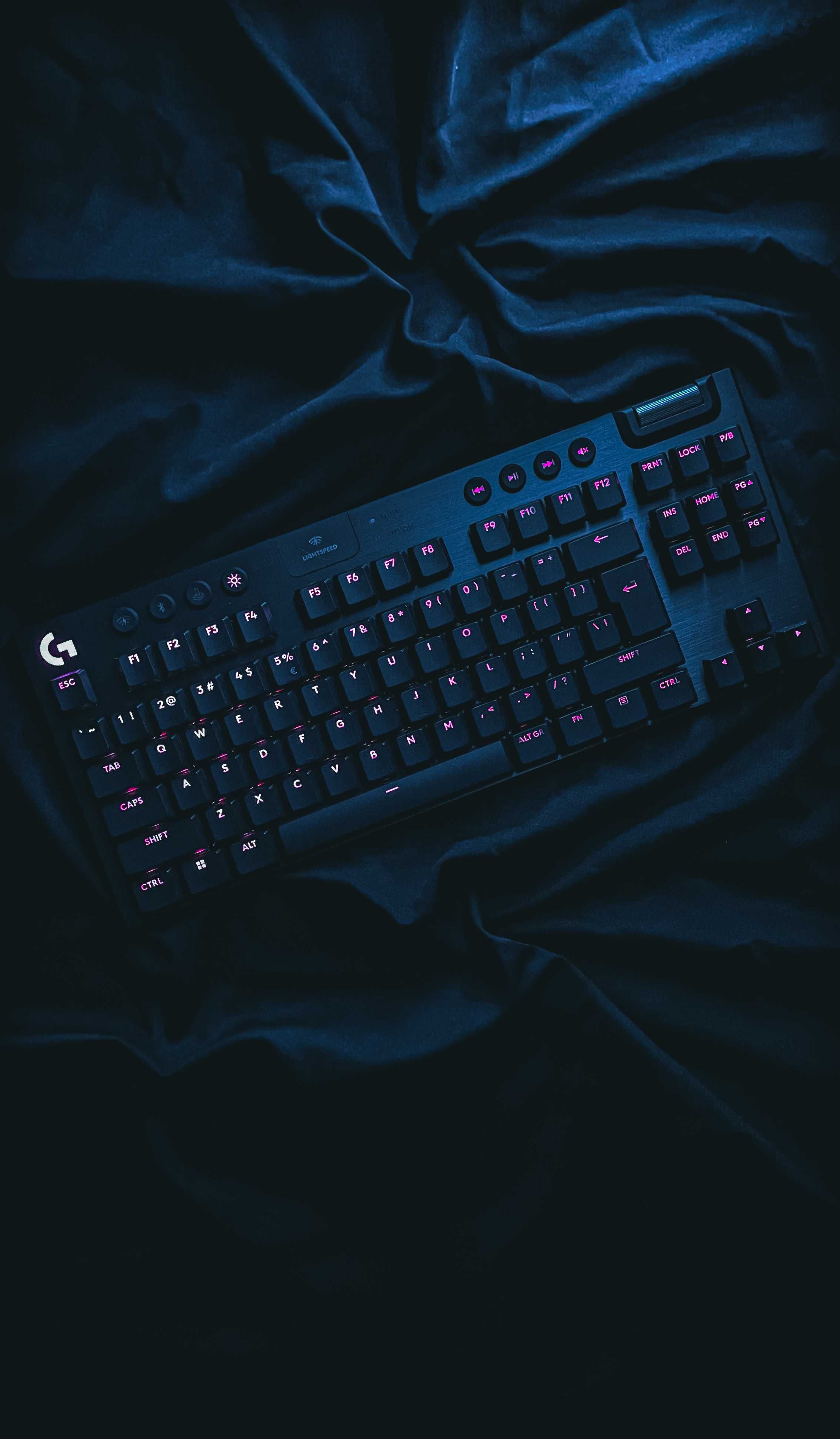 Logitech G915 X TKL