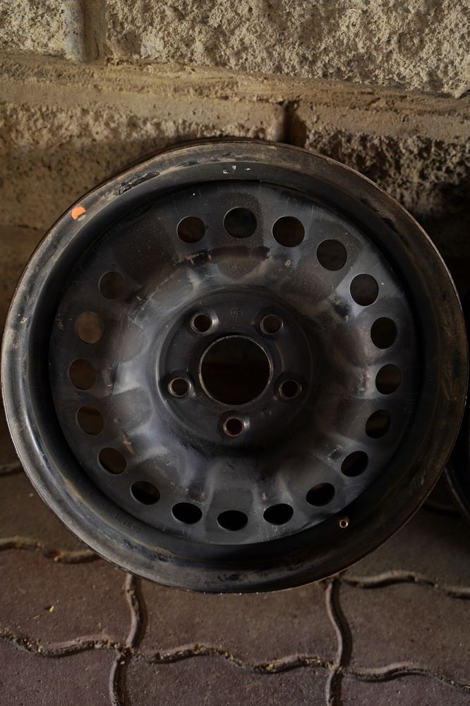 Диски штампованные r16 5 - 114 . 3 цо 67.1