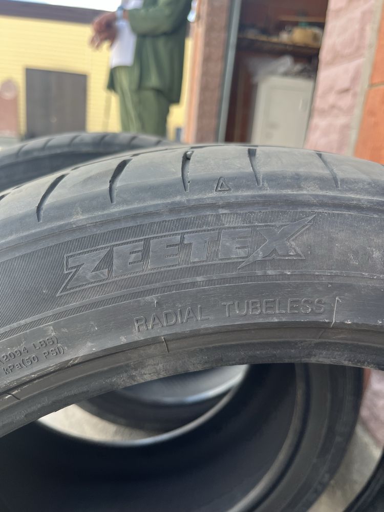 Продам резину в хорошем состоянии