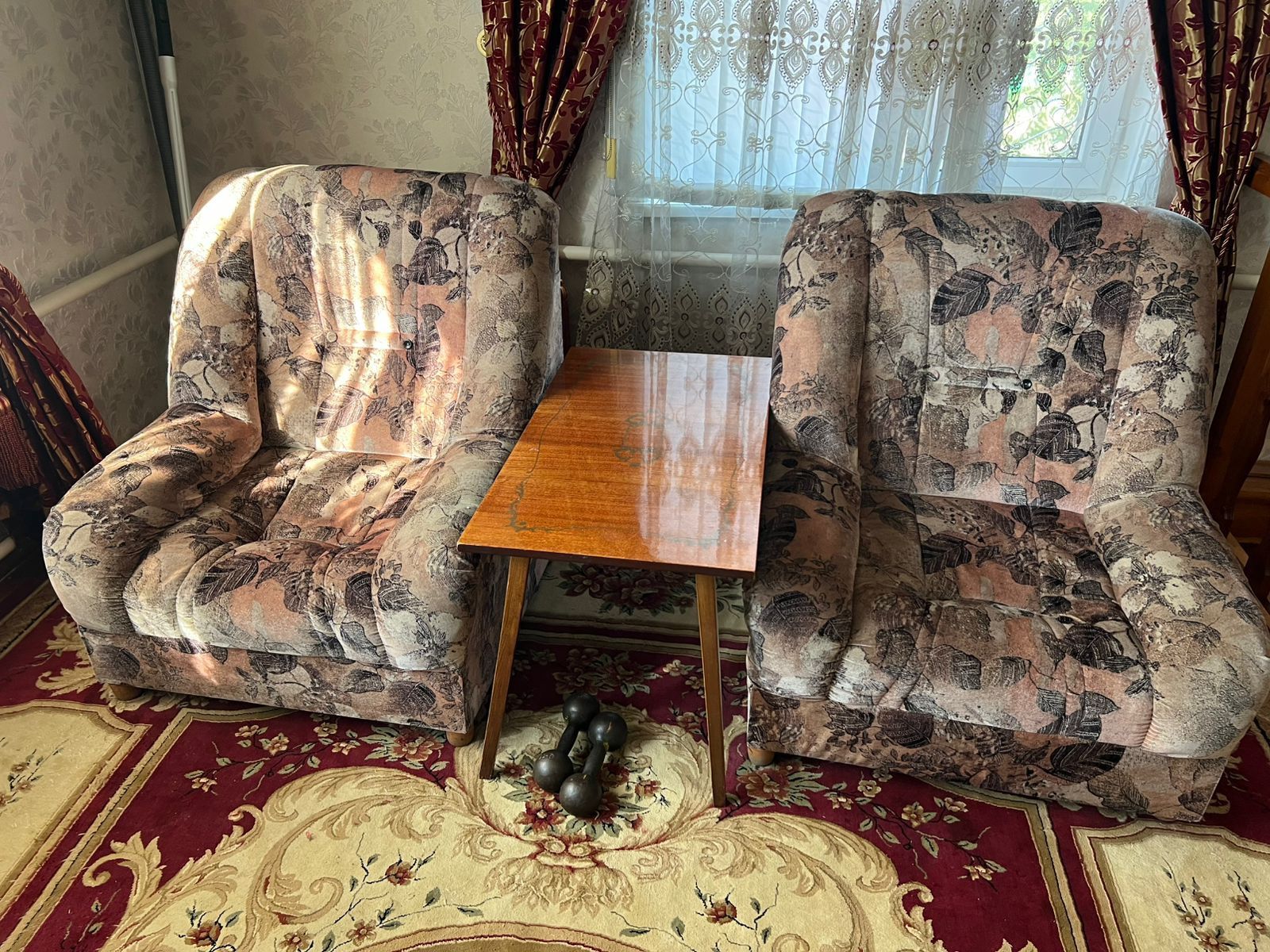 Диван креслосымен сатылады