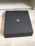 Продается Playstation 4 PRO