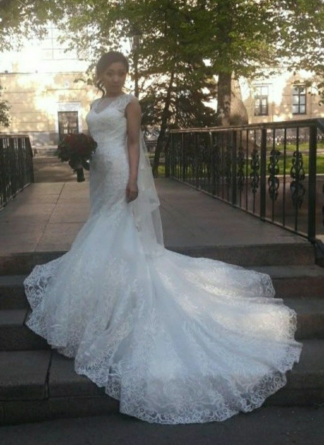 Роскошное свадебное платье