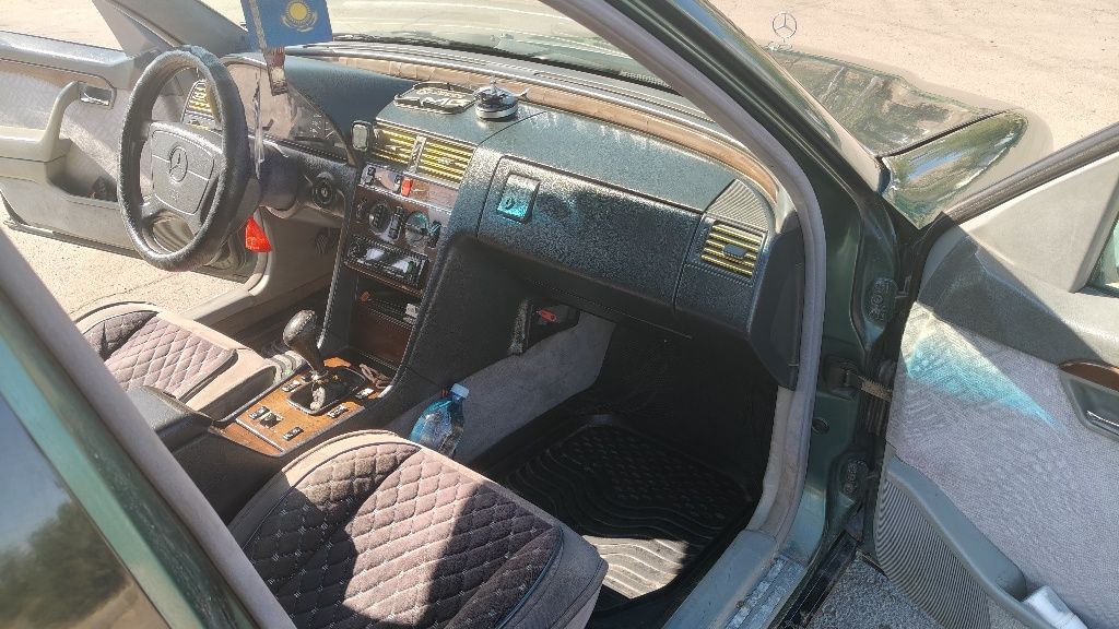 Mercedes Benz c220