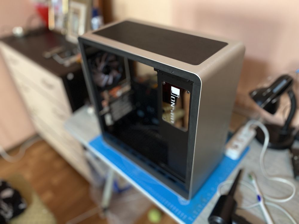 Jonsbo UMX4 стильный корпус