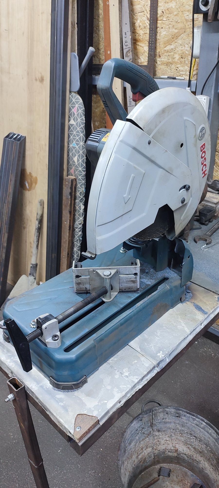 Пила торцовочная Bosch GCO 14-24 J 0601B37200