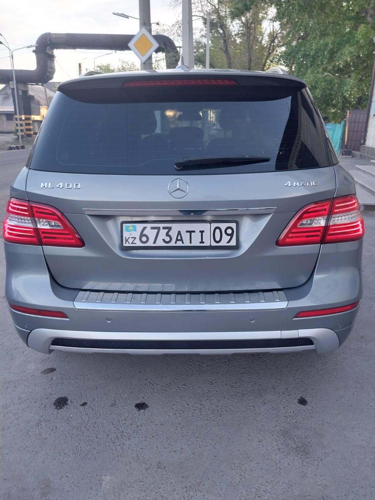 Продаю Mercedes-Benz Ml 400 3.0 biturbo