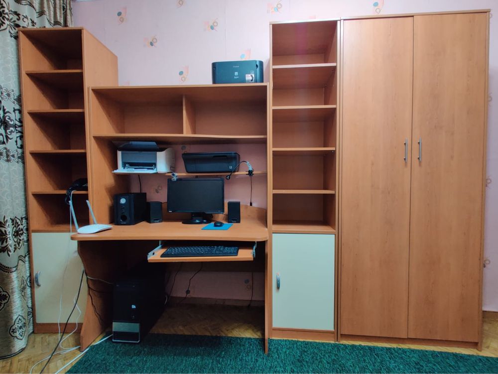 Продам Детская стенка