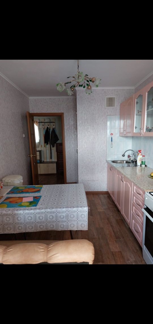 Продам квартиру 6 мкр