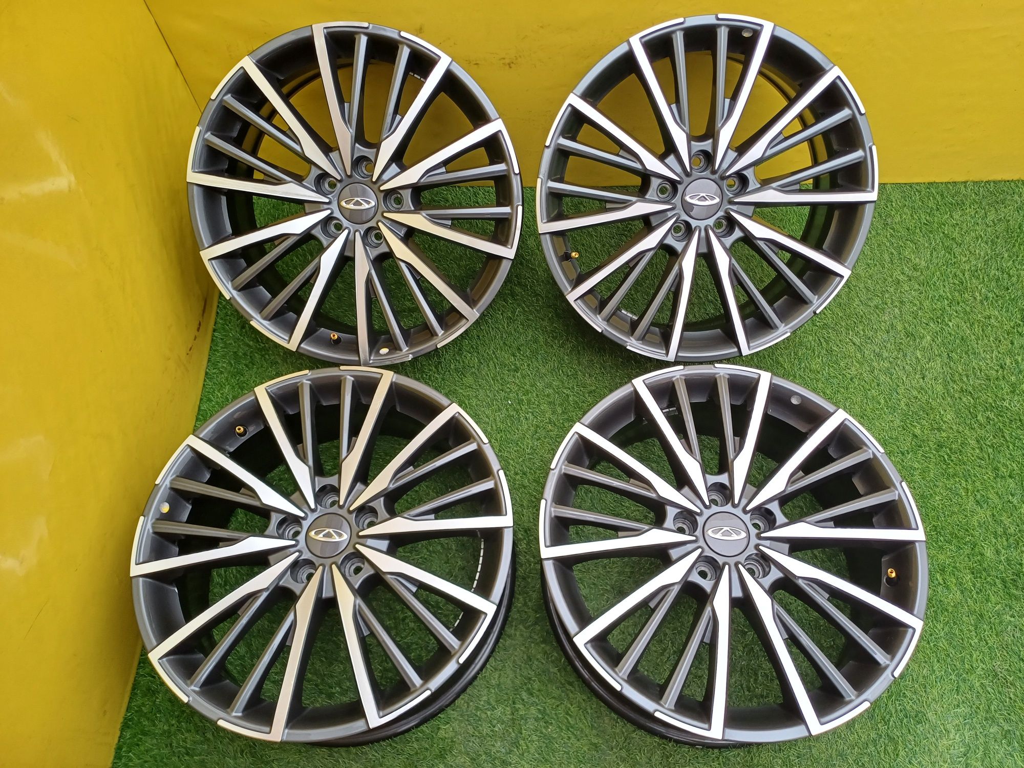 Диски R18 5×108 на Chery и другие.