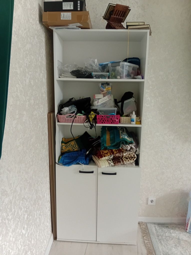 Продам шкаф.В отличном состояний.