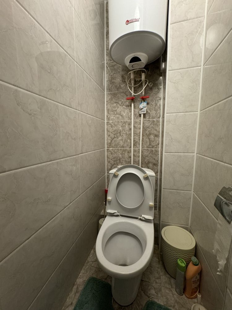 Продаю 4-комнатную квартиру в районе Пруды.