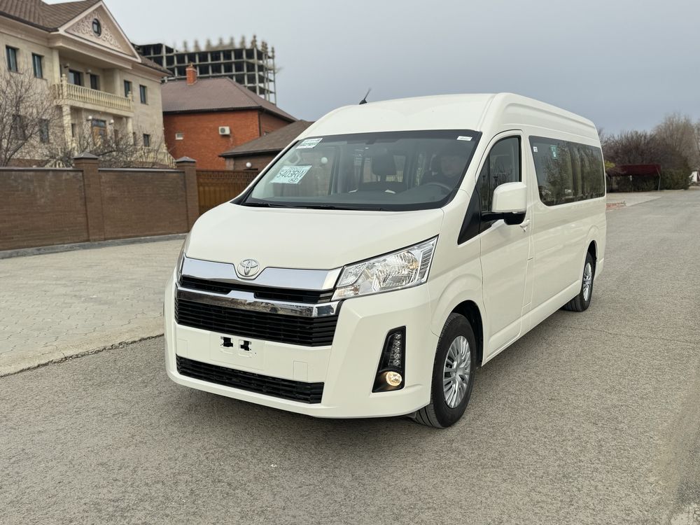 Hiace 2024 в аренду Новая в масле