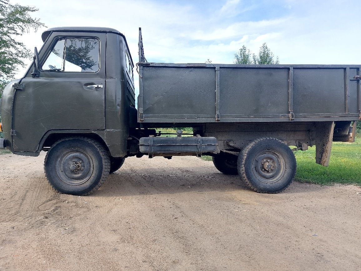 Продам УАЗ  мотор 452й