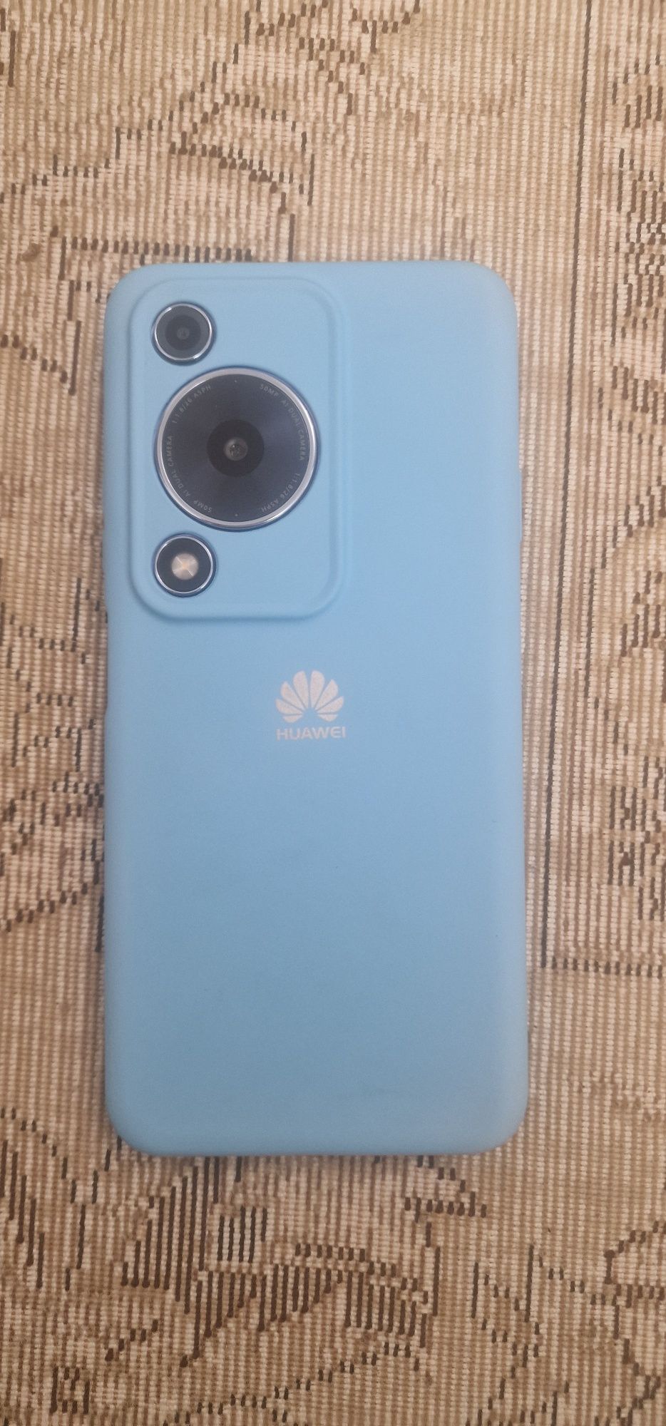 Продам новый телефон,  Huawei