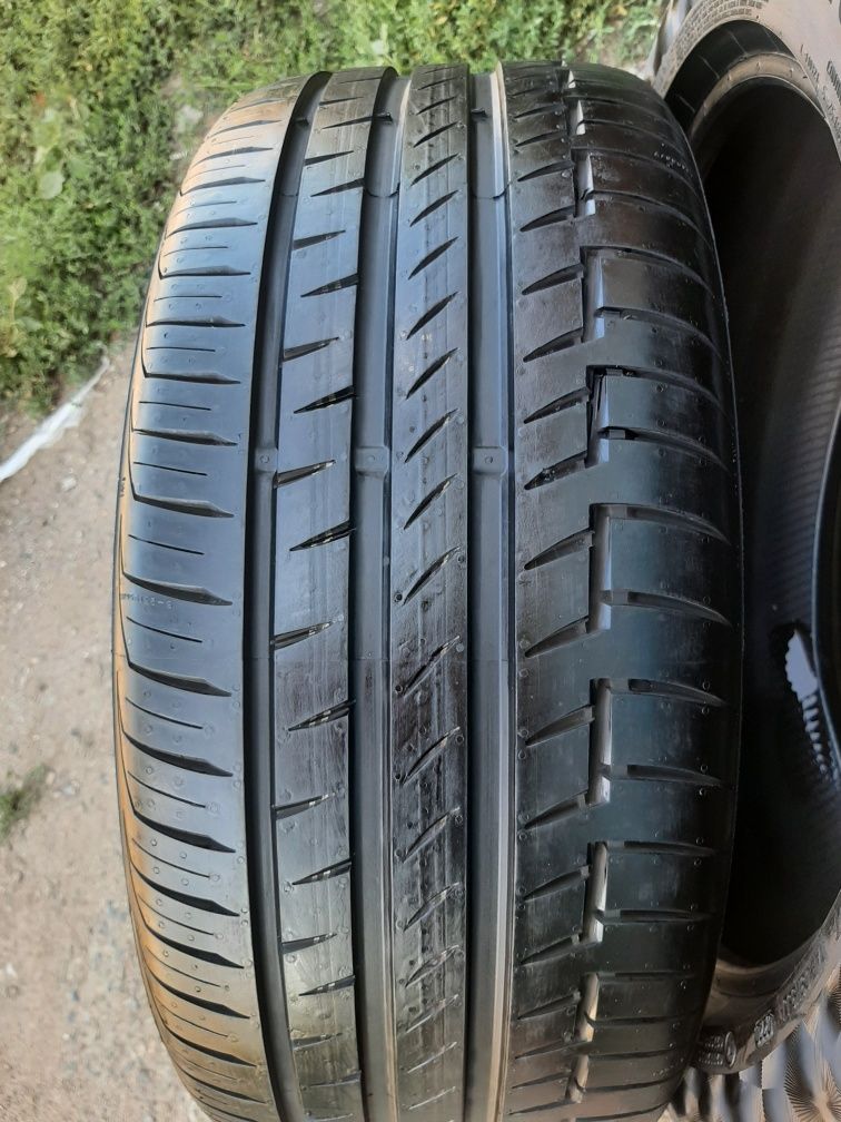 Продам шины 235/45/18 континенталь