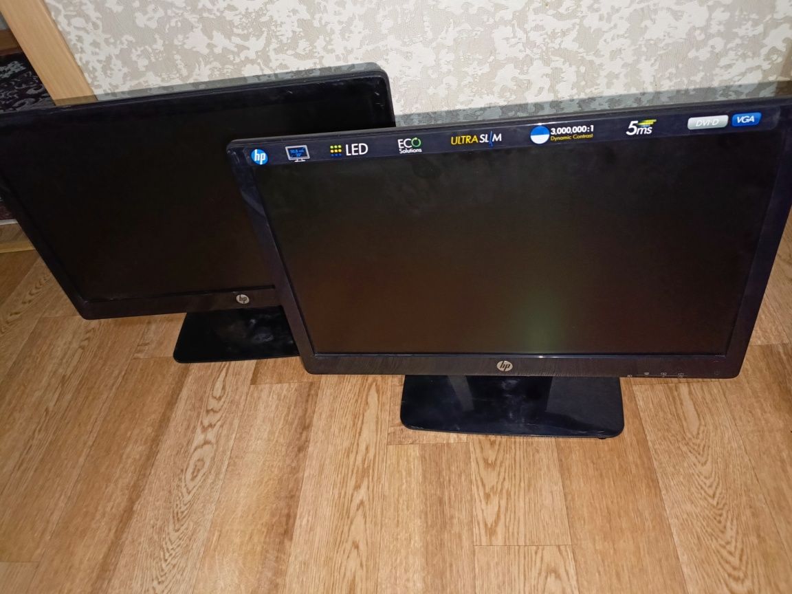 Продам  два Монитор hp 20"