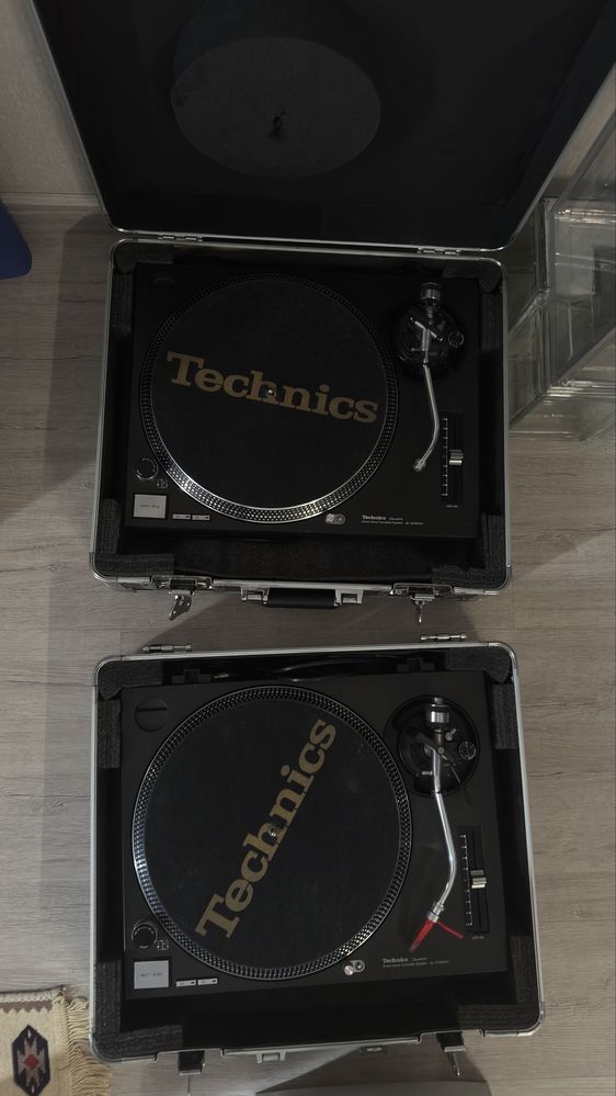 Продам комплект technics sl 1200 mk2 виниловый проигрыватель