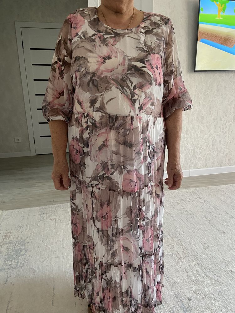 Продается платья