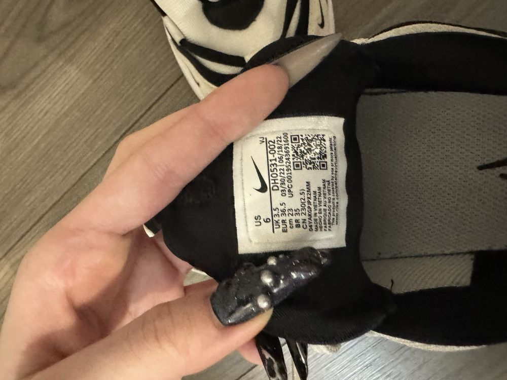 кроссовки nike air max furyosa