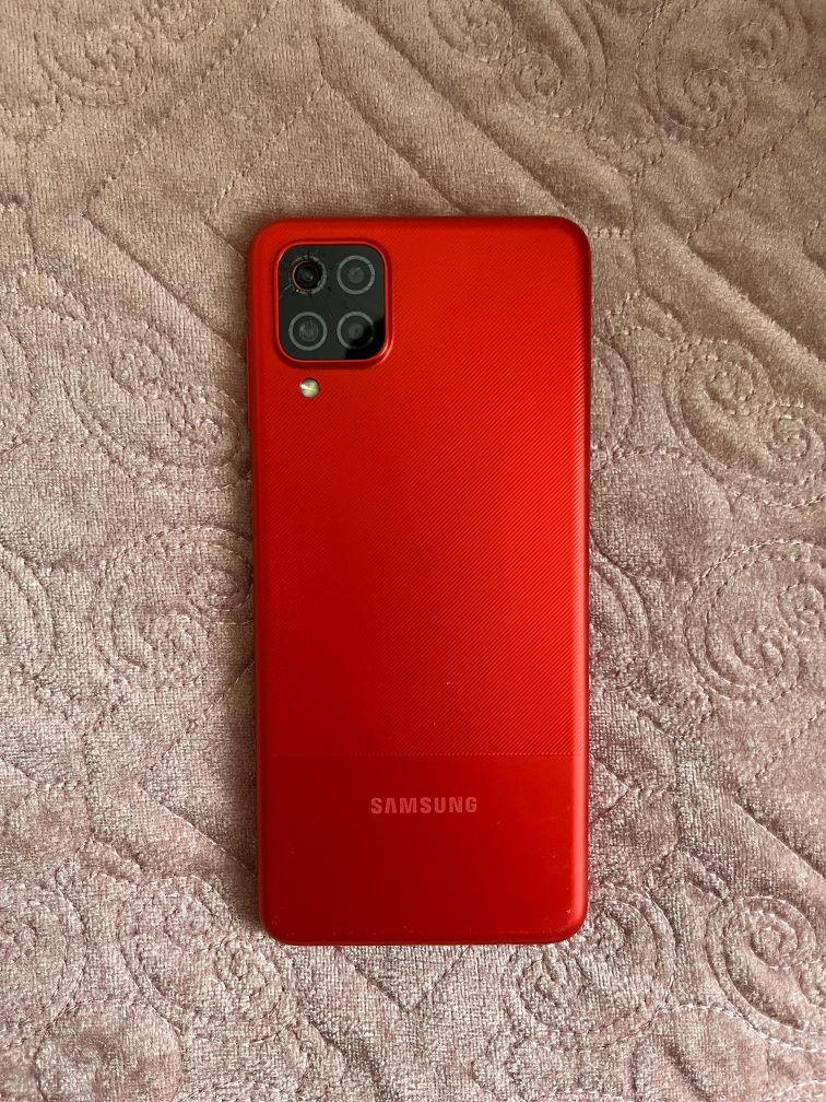 Samsung Galaxy A12 32ГБ — в хорошем состоянии!