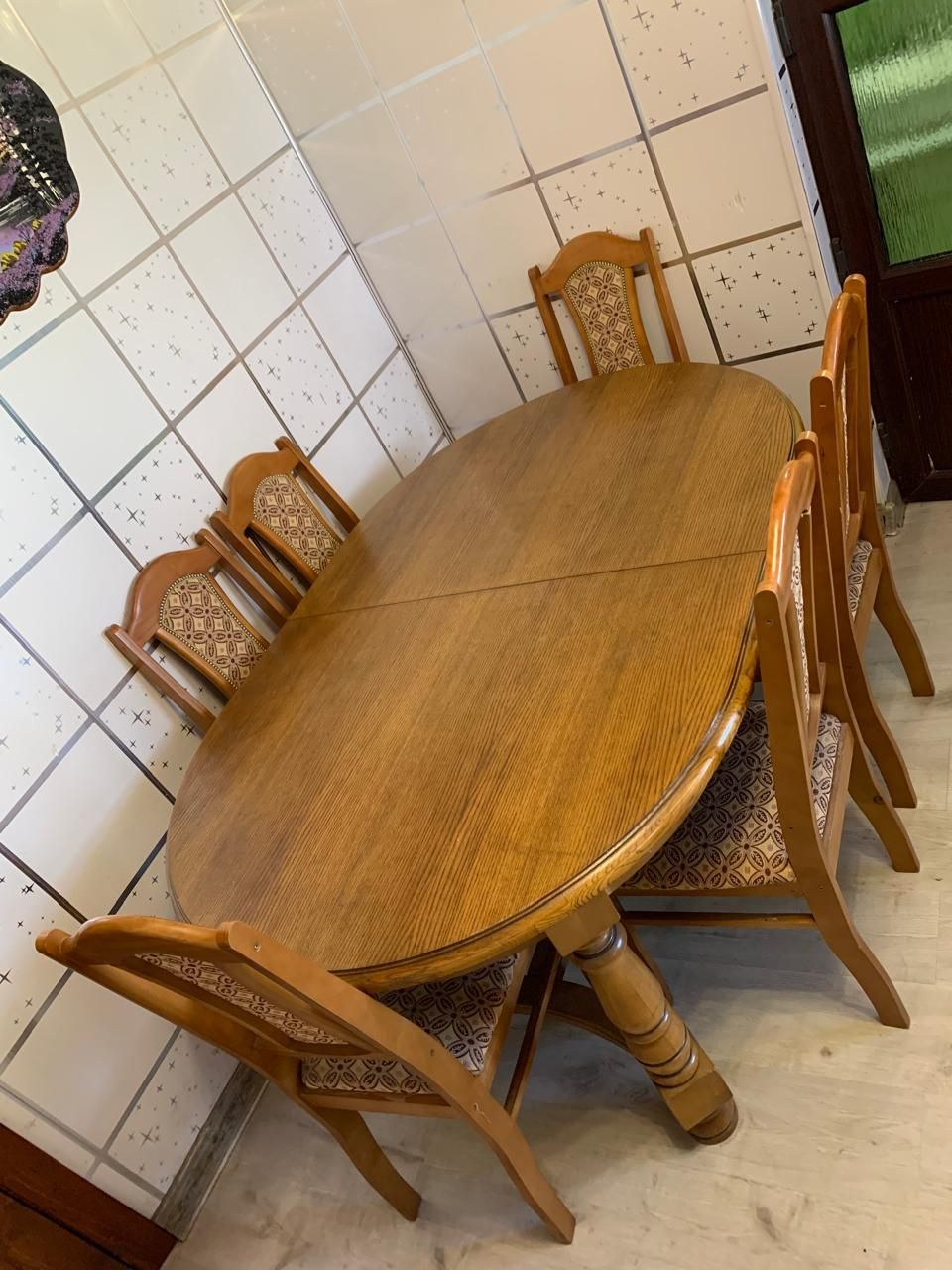 Продам стол со стульями