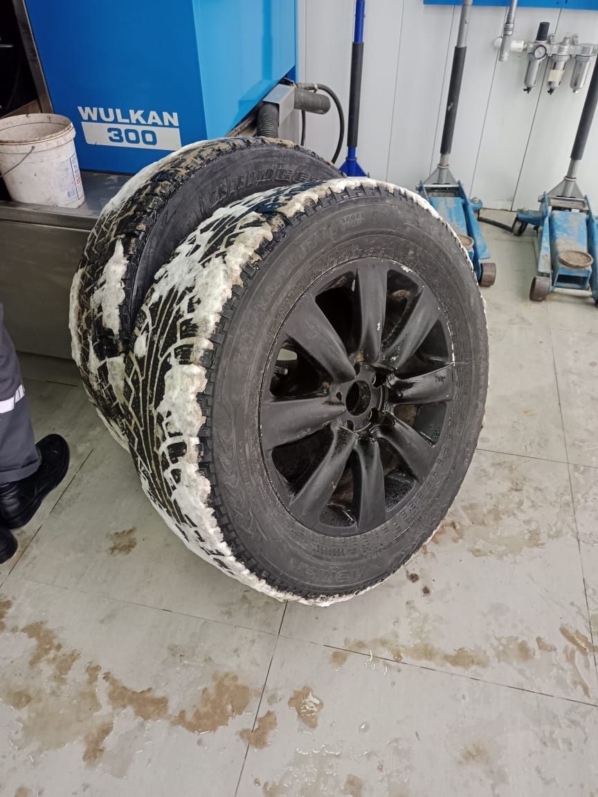 Продам диски R18.  5*114.3
