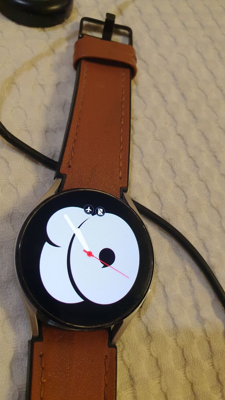 Смарт часы samsung galaxy watch 4