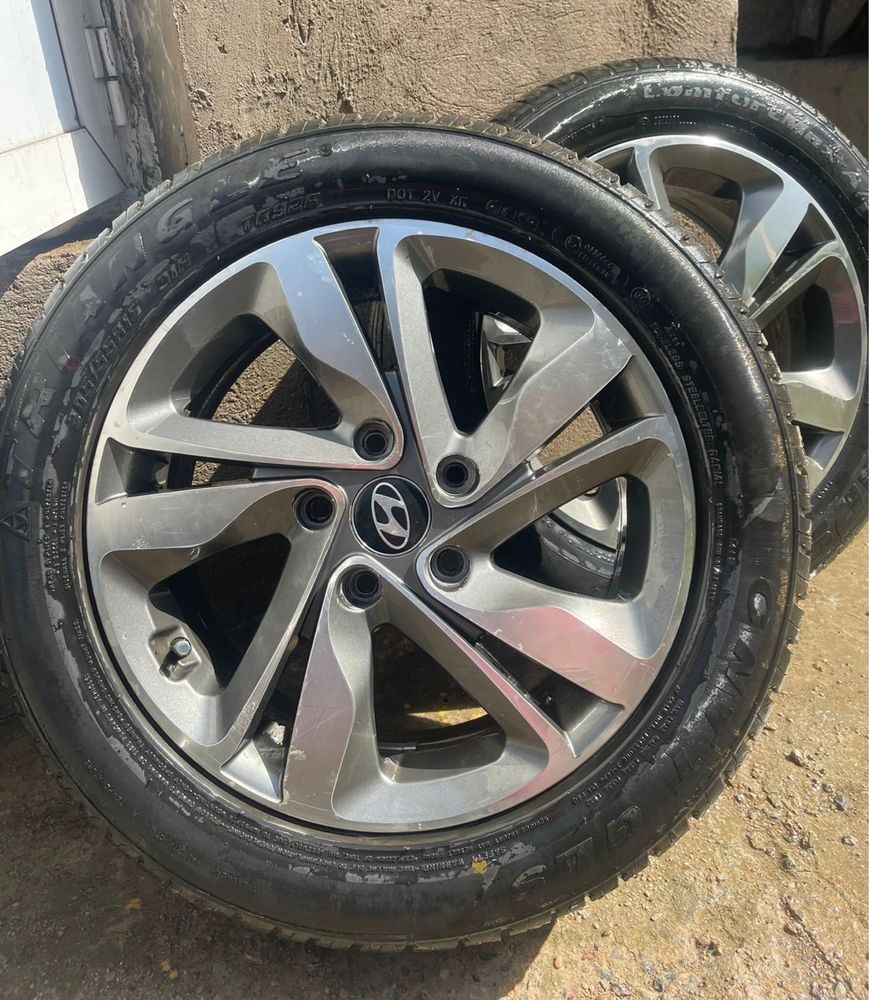 Hyundai диск R16 комплект в отличном состоянии