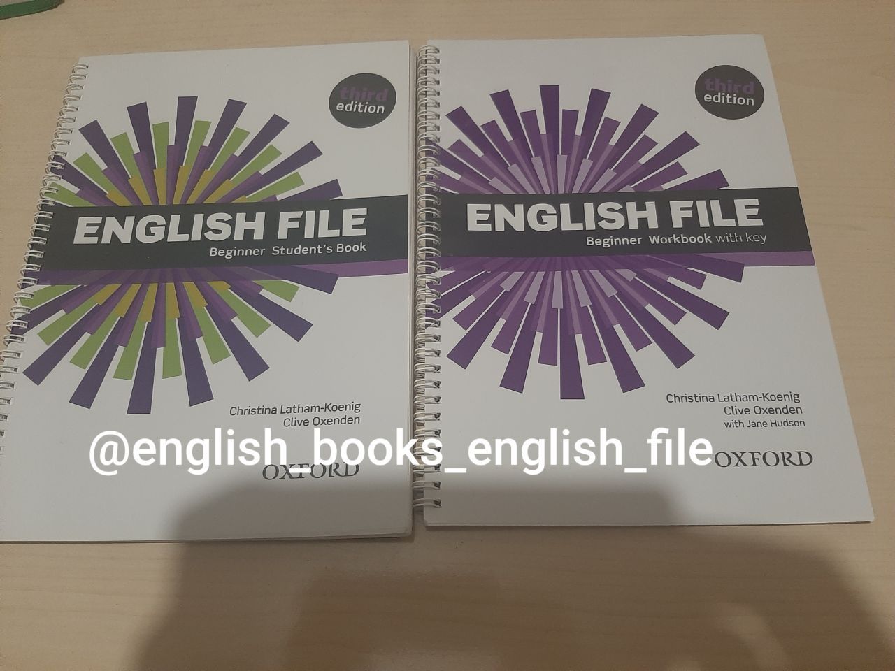 Английский книги. Headway. Speak out. English file. Fly high