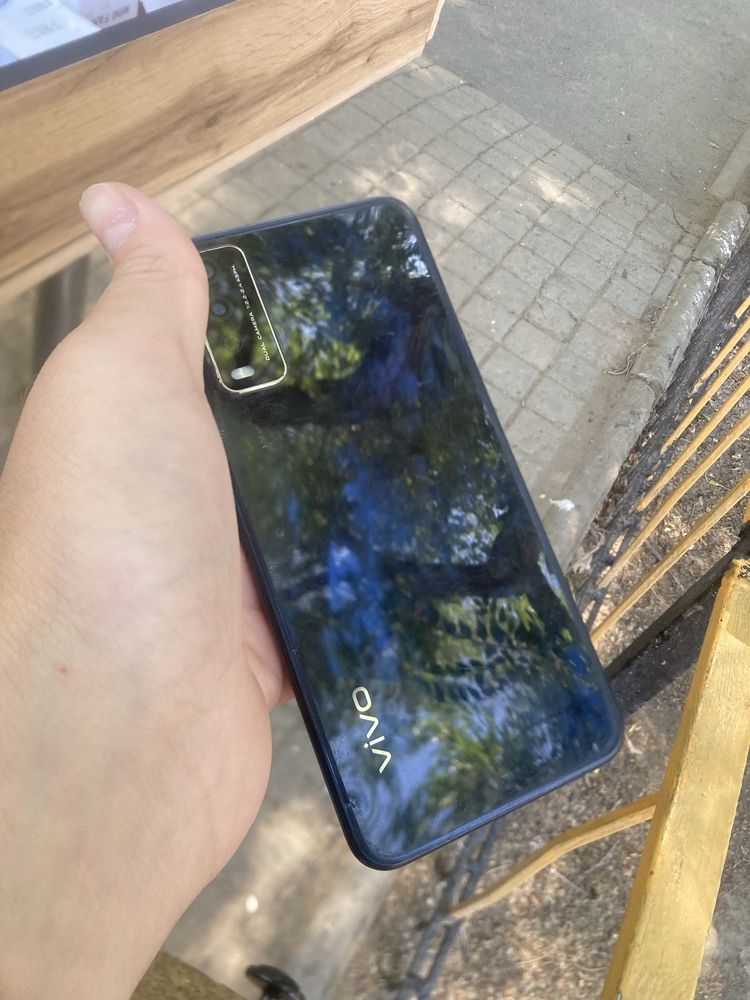 Продам Vivo V2026