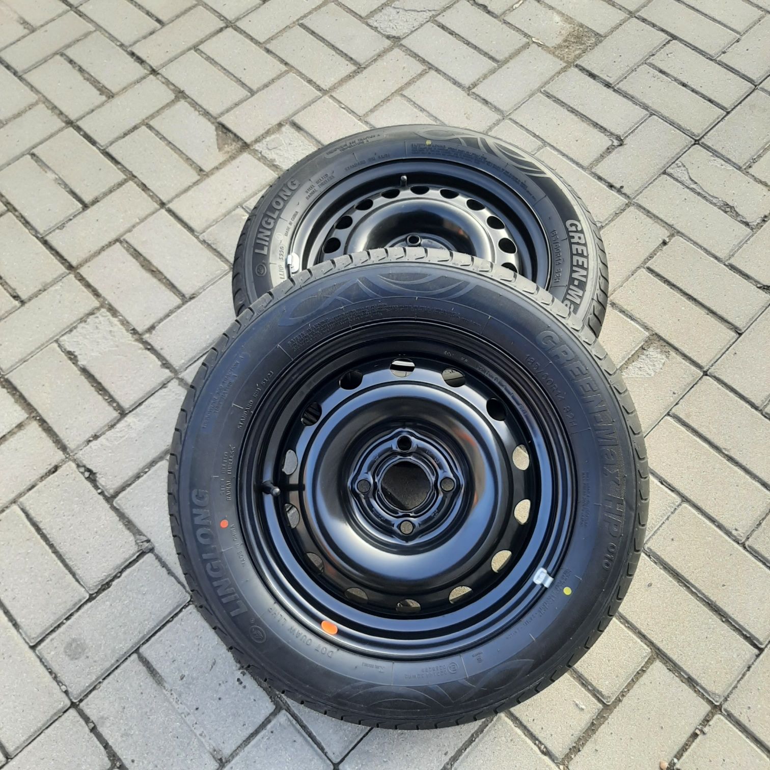 Продам 2 колеса 185 60 r14