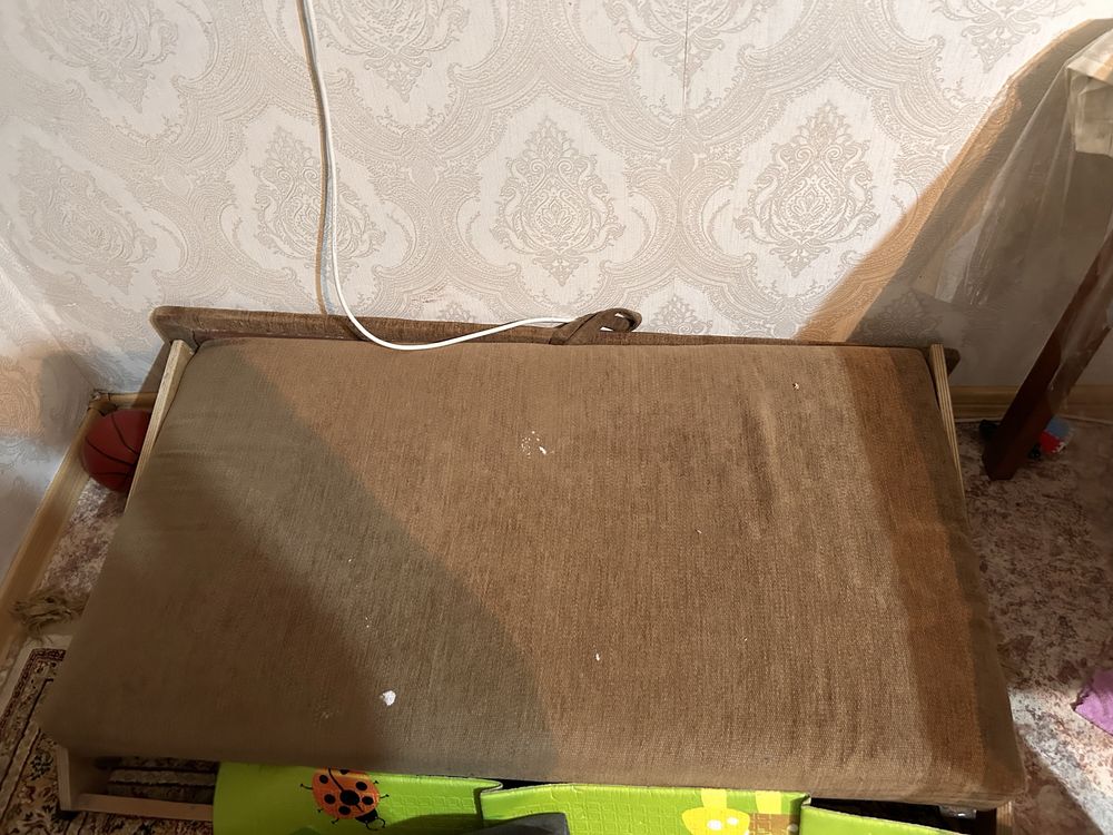 Диван уловой