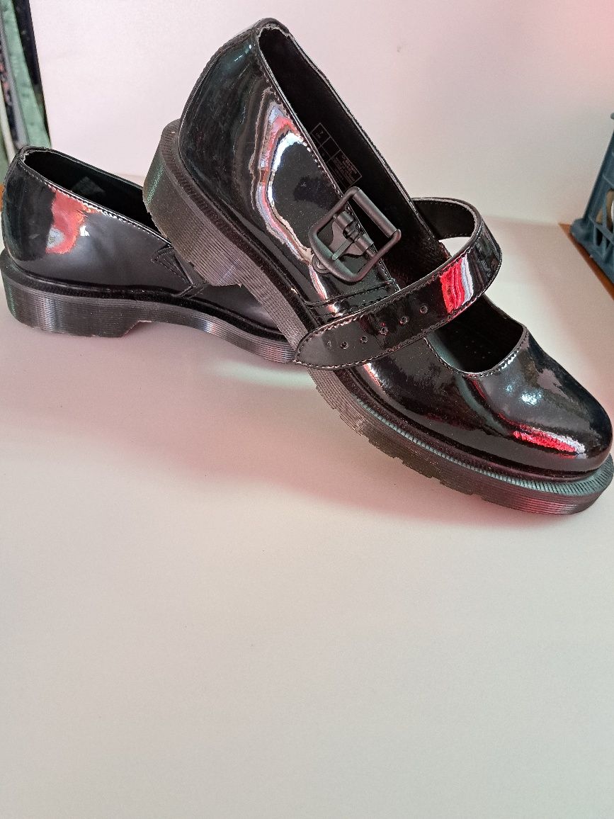 Туфли женские Dc Martens 41 размер.