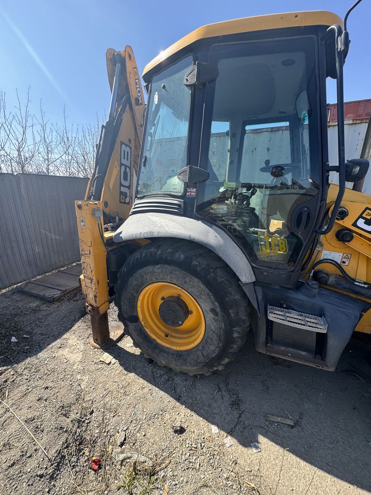 JCB на ходу торг при осмотре