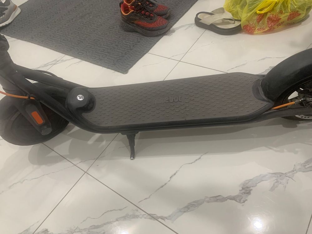 Ninebot kick scooter F30